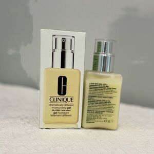 2/$30 New Clinique Dramatically Different Moisturizing Gel